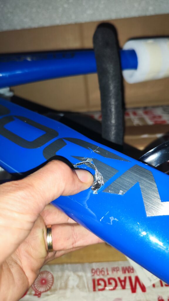 cracked bike frame